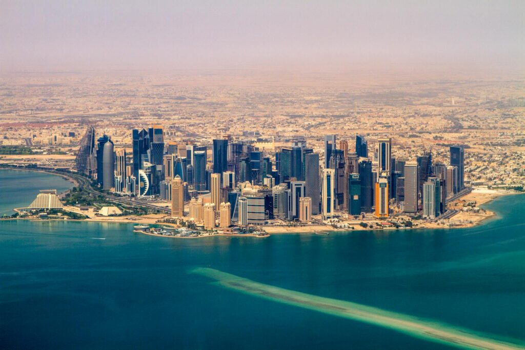 Qatar Tolak Tarif Tetap Selat Hormuz, Sebut Biaya Sementara ‘Dapat Dinegosiasikan’