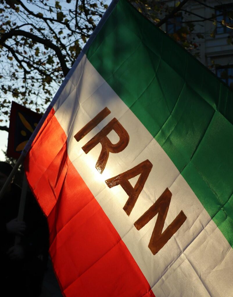 Trump Tolak Tanggapan Iran atas Usulan Gencatan Senjata: Perselisihan Diplomatik Meluas