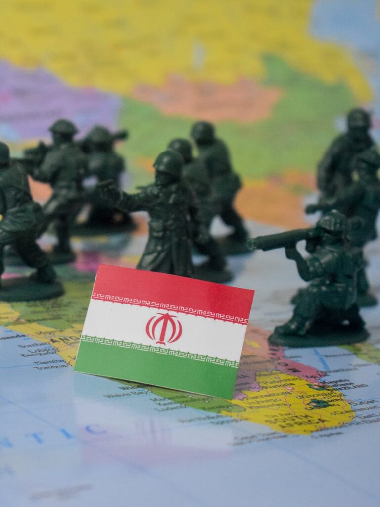 Iran Peringatkan Akan ‘Membuka Front Baru’ terhadap AS Jika Diserang Lagi