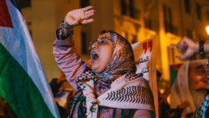 Kecaman dan Kemarahan Meluas: Bank Palestina Tutup Ribuan Rekening di Gaza