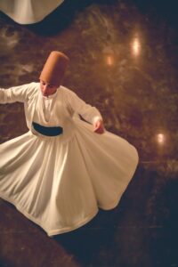 Attan: Tarian Tradisional Afghanistan yang Menyatukan Komunitas Muslim