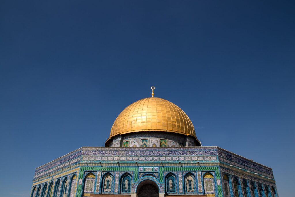 Puluhan Pemukim Masuk ke Halaman Masjid Al-Aqsa dengan Pengawalan Ketat