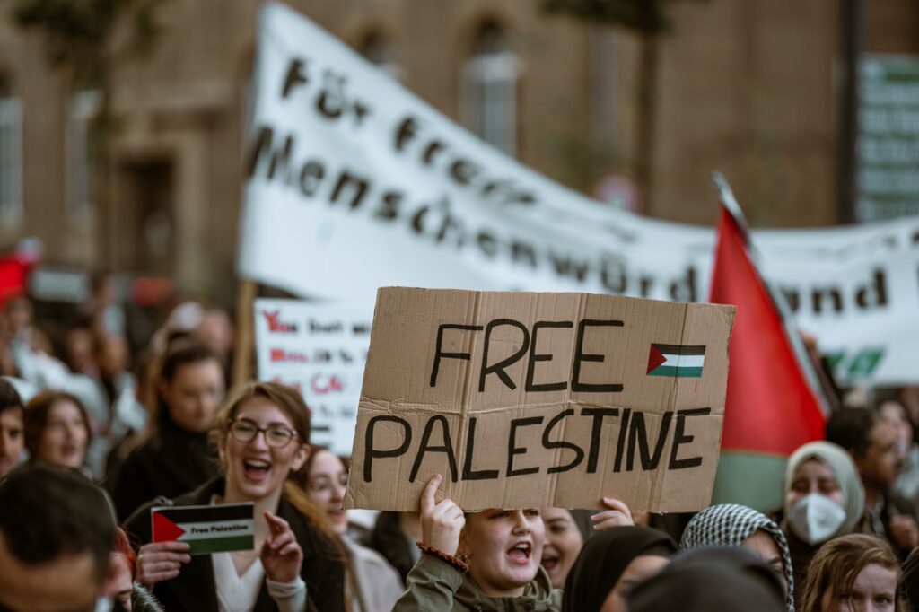 Laporan: 2025 Menyaksikan Penurunan Tajam Kebebasan Sipil dan HAM di Palestina