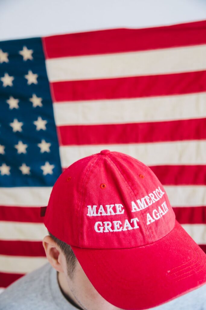 Apakah Trump Menjadi Presiden Zionis Terakhir bagi Amerika?