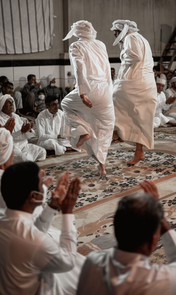Meshrep: Warisan Budaya Uyghur yang Menggabungkan Seni, Moral, dan Kebersamaan