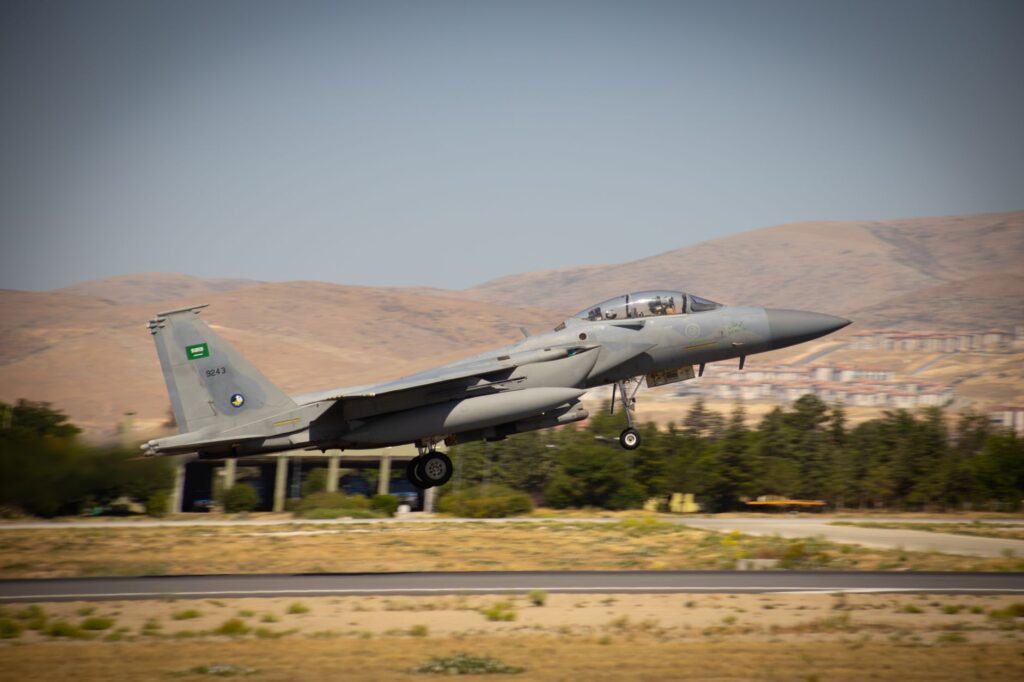 Türkiye, Arab Saudi, dan Pakistan Akan Menandatangani Perjanjian Pertahanan Trilateral di Jeddah